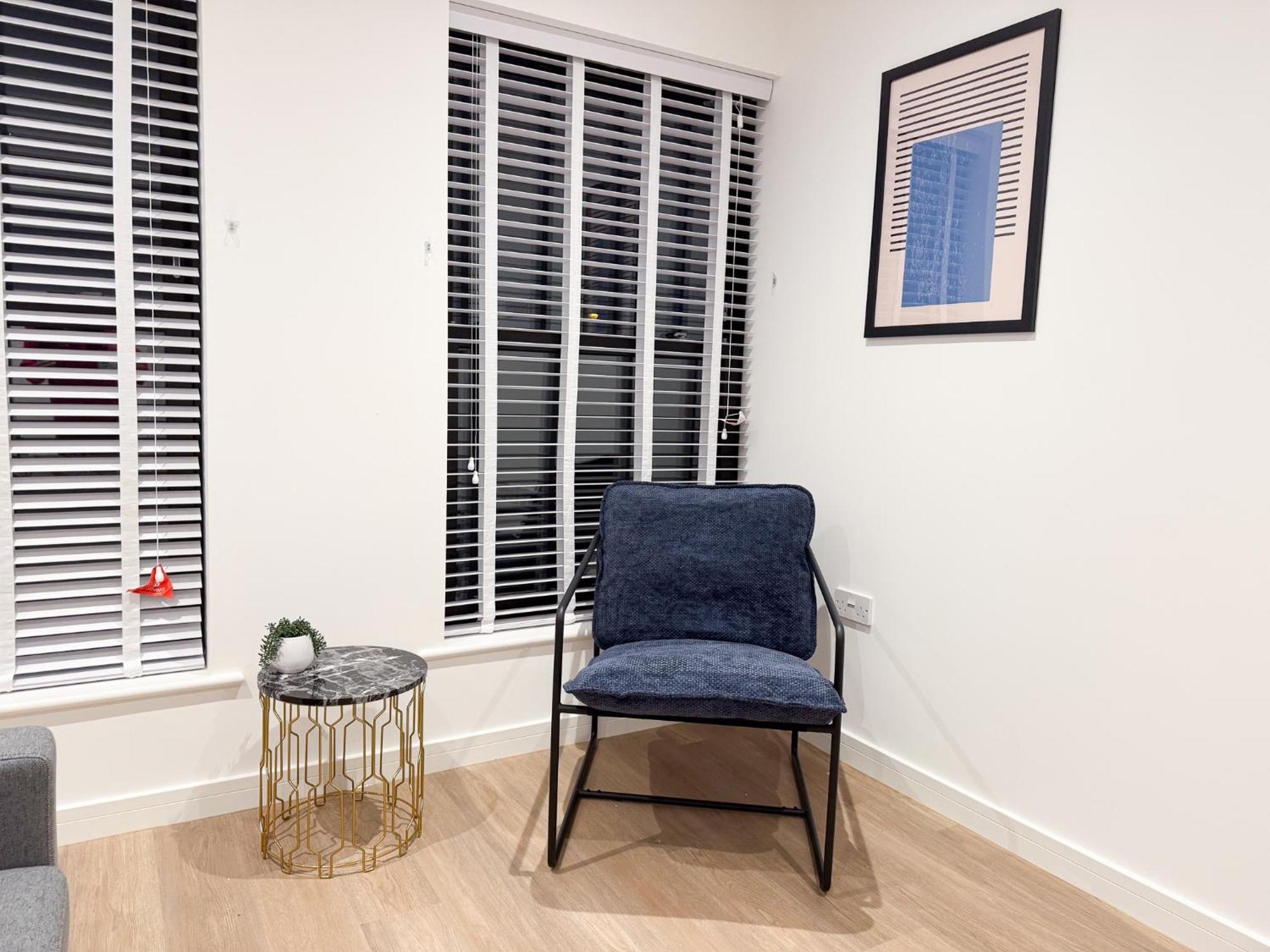 Spacious Modern 1 Bed Apartments In St Neots - Perfect For Contractors & Professionals - Free Parking - Wifi - Fully Equipped Kitchen - Smart Tv Ideal For Work Stays And Long Projects Esterno foto