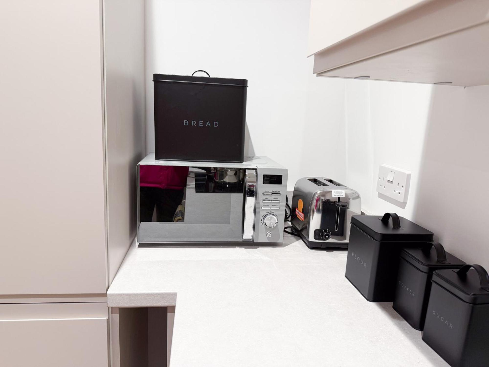 Spacious Modern 1 Bed Apartments In St Neots - Perfect For Contractors & Professionals - Free Parking - Wifi - Fully Equipped Kitchen - Smart Tv Ideal For Work Stays And Long Projects Esterno foto