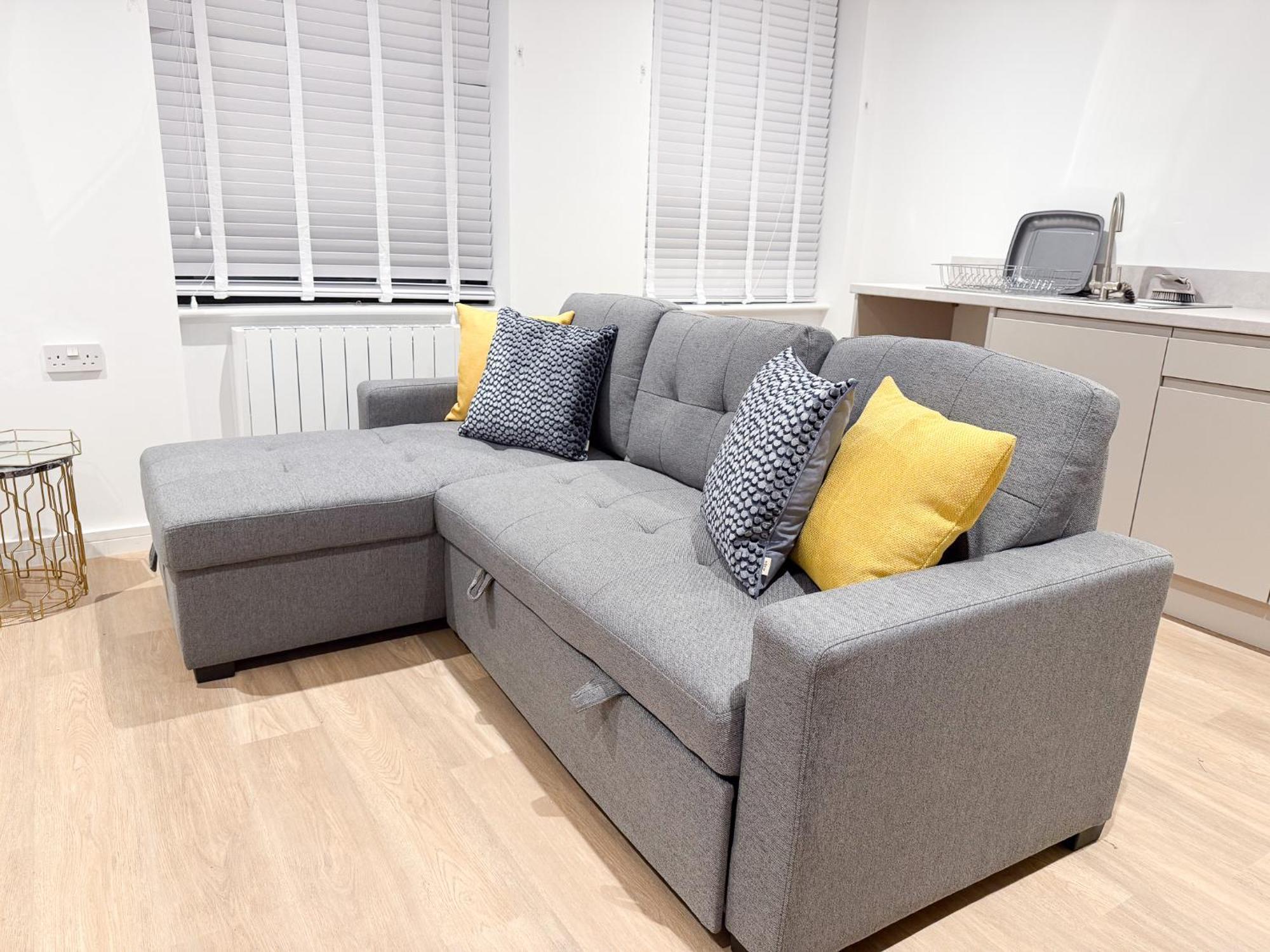 Spacious Modern 1 Bed Apartments In St Neots - Perfect For Contractors & Professionals - Free Parking - Wifi - Fully Equipped Kitchen - Smart Tv Ideal For Work Stays And Long Projects Esterno foto